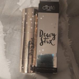Ciate dewy stix